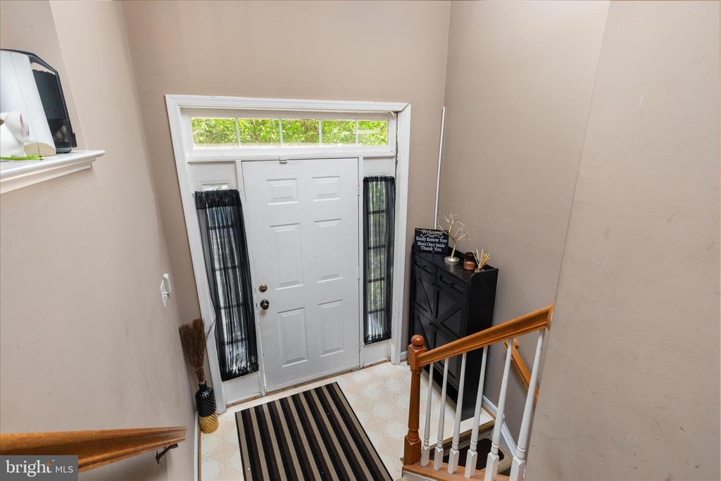 5700 FALLS WAY CT, FREDERICKSBURG, Virginia 22407, 3 Bedrooms Bedrooms, ,2 BathroomsBathrooms,Residential,KINGS CREST AT S,5700 FALLS WAY CT,VASP2041392 MLS # VASP2041392