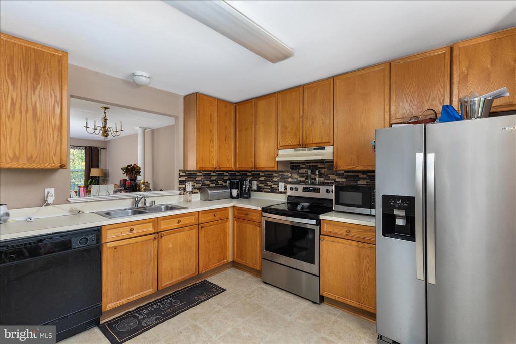 5700 FALLS WAY CT, FREDERICKSBURG, Virginia 22407, 3 Bedrooms Bedrooms, ,2 BathroomsBathrooms,Residential,KINGS CREST AT S,5700 FALLS WAY CT,VASP2041392 MLS # VASP2041392