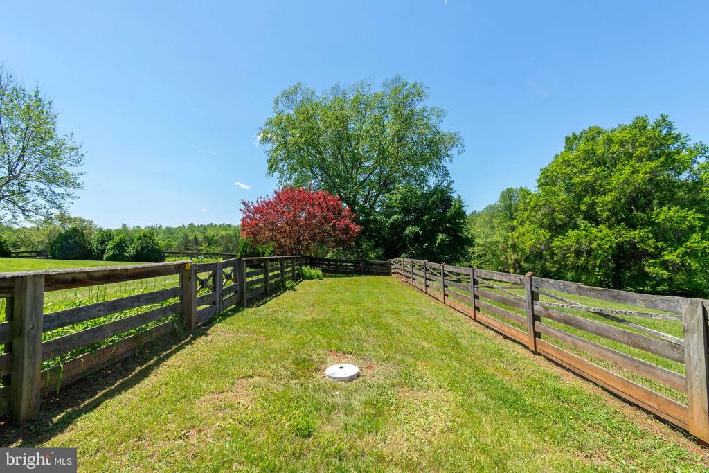 10813 MILLRIDGE LN, SPOTSYLVANIA, Virginia 22553, 3 Bedrooms Bedrooms, ,2 BathroomsBathrooms,Residential,10813 MILLRIDGE LN,VASP2041880 MLS # VASP2041880 10813 MILLRIDGE LN, SPOTSYLVANIA, Virginia 22553, 3 Bedrooms Bedrooms, ,2 BathroomsBathrooms,Residential,10813 MILLRIDGE LN,VASP2041880 MLS # VASP2041880