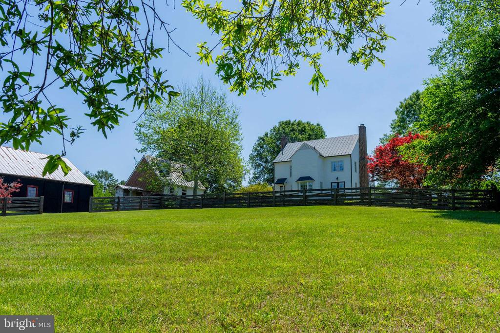 10813 MILLRIDGE LN, SPOTSYLVANIA, Virginia 22553, 3 Bedrooms Bedrooms, ,2 BathroomsBathrooms,Residential,10813 MILLRIDGE LN,VASP2041880 MLS # VASP2041880 10813 MILLRIDGE LN, SPOTSYLVANIA, Virginia 22553, 3 Bedrooms Bedrooms, ,2 BathroomsBathrooms,Residential,10813 MILLRIDGE LN,VASP2041880 MLS # VASP2041880