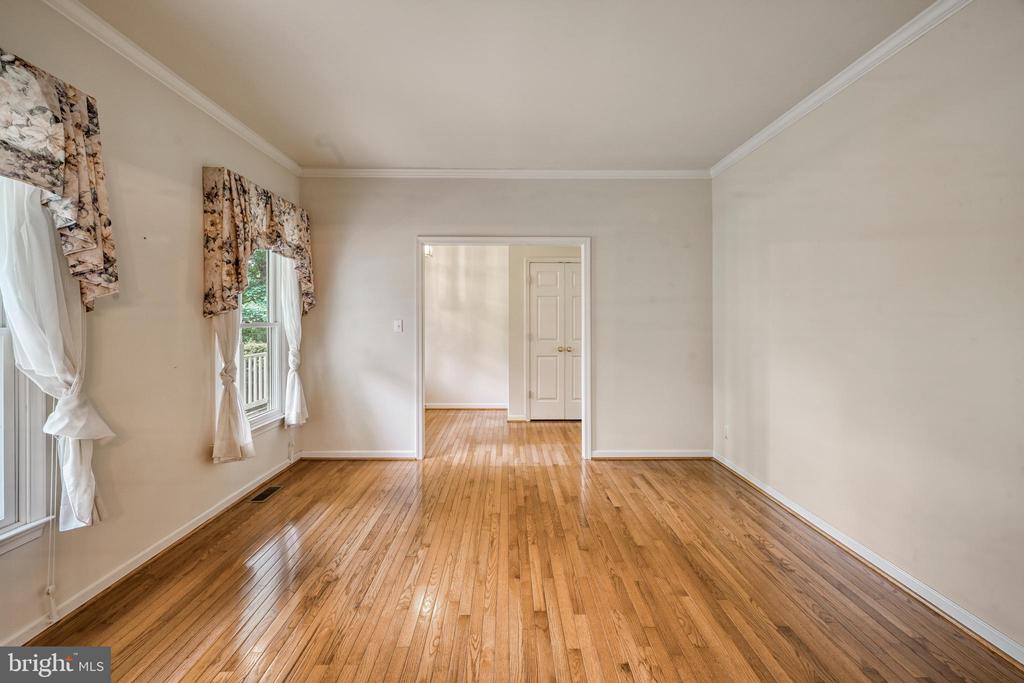 9005 JUDICIARY DR, SPOTSYLVANIA, Virginia 22553, 3 Bedrooms Bedrooms, ,4 BathroomsBathrooms,Residential,9005 JUDICIARY DR,VASP2042138 MLS # VASP2042138