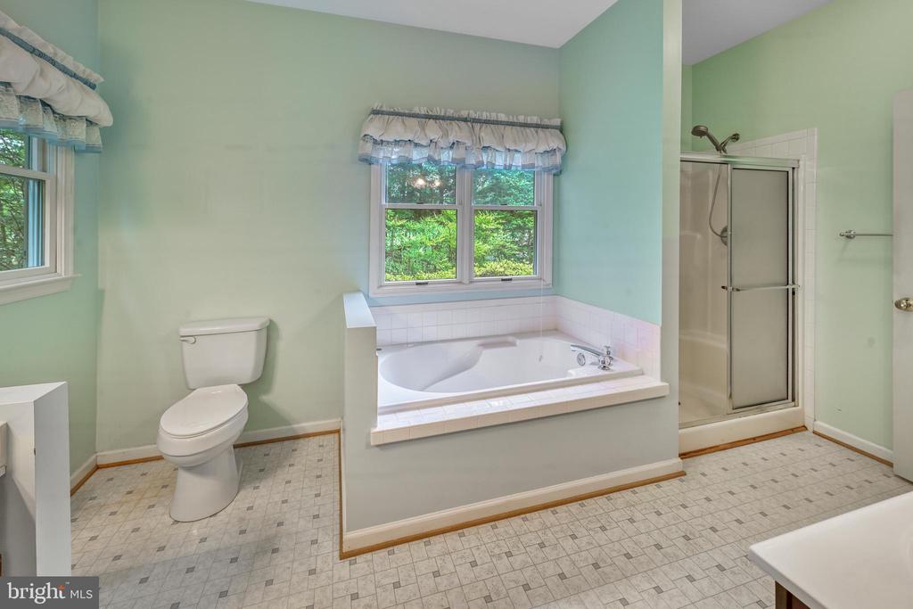 9005 JUDICIARY DR, SPOTSYLVANIA, Virginia 22553, 3 Bedrooms Bedrooms, ,4 BathroomsBathrooms,Residential,9005 JUDICIARY DR,VASP2042138 MLS # VASP2042138