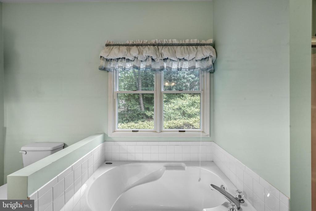 9005 JUDICIARY DR, SPOTSYLVANIA, Virginia 22553, 3 Bedrooms Bedrooms, ,4 BathroomsBathrooms,Residential,9005 JUDICIARY DR,VASP2042138 MLS # VASP2042138