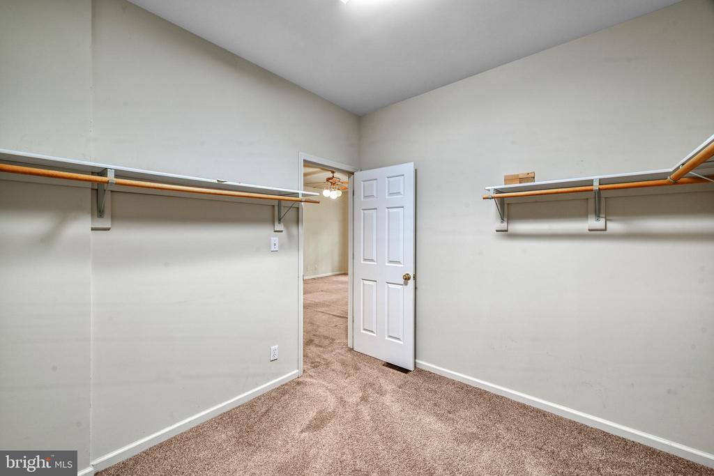9005 JUDICIARY DR, SPOTSYLVANIA, Virginia 22553, 3 Bedrooms Bedrooms, ,4 BathroomsBathrooms,Residential,9005 JUDICIARY DR,VASP2042138 MLS # VASP2042138