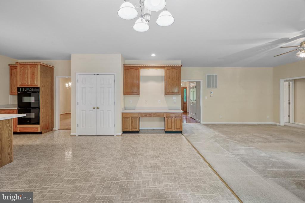 9005 JUDICIARY DR, SPOTSYLVANIA, Virginia 22553, 3 Bedrooms Bedrooms, ,4 BathroomsBathrooms,Residential,9005 JUDICIARY DR,VASP2042138 MLS # VASP2042138