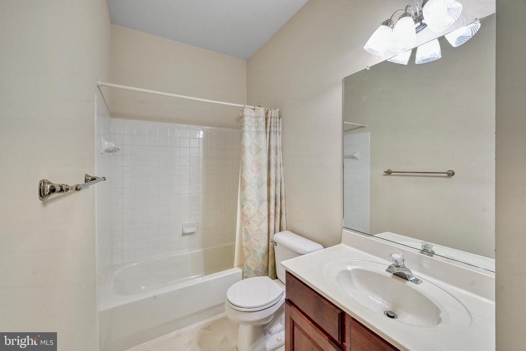 9005 JUDICIARY DR, SPOTSYLVANIA, Virginia 22553, 3 Bedrooms Bedrooms, ,4 BathroomsBathrooms,Residential,9005 JUDICIARY DR,VASP2042138 MLS # VASP2042138