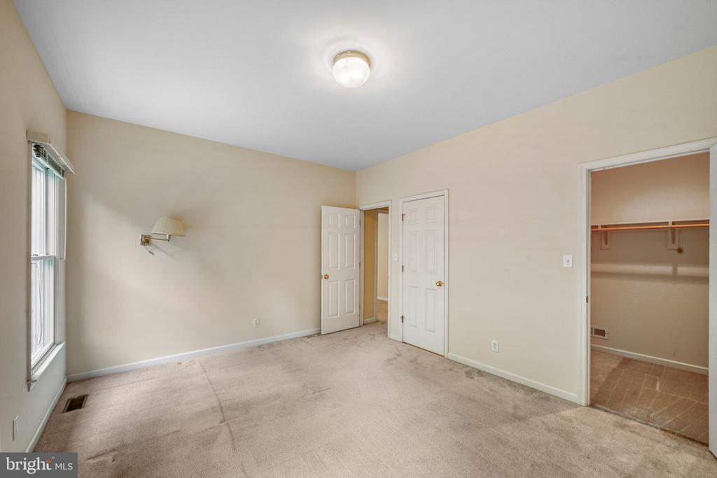 9005 JUDICIARY DR, SPOTSYLVANIA, Virginia 22553, 3 Bedrooms Bedrooms, ,4 BathroomsBathrooms,Residential,9005 JUDICIARY DR,VASP2042138 MLS # VASP2042138