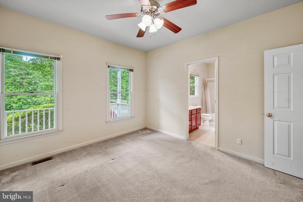9005 JUDICIARY DR, SPOTSYLVANIA, Virginia 22553, 3 Bedrooms Bedrooms, ,4 BathroomsBathrooms,Residential,9005 JUDICIARY DR,VASP2042138 MLS # VASP2042138