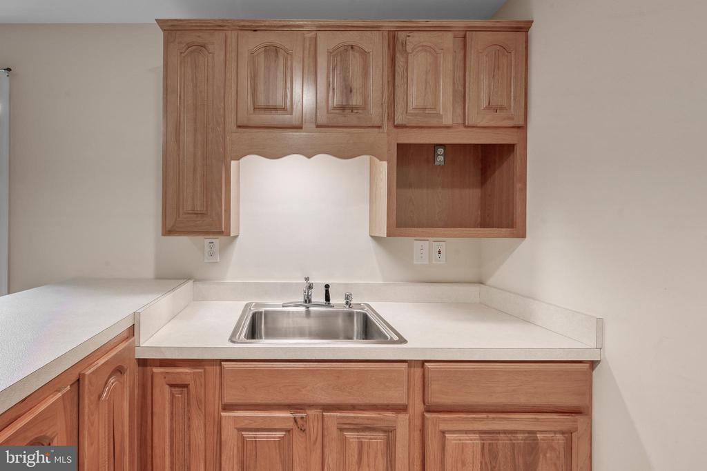 9005 JUDICIARY DR, SPOTSYLVANIA, Virginia 22553, 3 Bedrooms Bedrooms, ,4 BathroomsBathrooms,Residential,9005 JUDICIARY DR,VASP2042138 MLS # VASP2042138