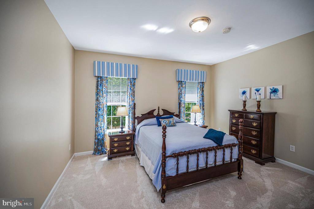 1803 SHENANDOAH CROSSING DR, GORDONSVILLE, Virginia 22942, 3 Bedrooms Bedrooms, ,2 BathroomsBathrooms,Residential,1803 SHENANDOAH CROSSING DR,VALA2009924 MLS # VALA2009924