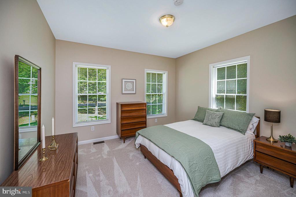 1803 SHENANDOAH CROSSING DR, GORDONSVILLE, Virginia 22942, 3 Bedrooms Bedrooms, ,2 BathroomsBathrooms,Residential,1803 SHENANDOAH CROSSING DR,VALA2009924 MLS # VALA2009924