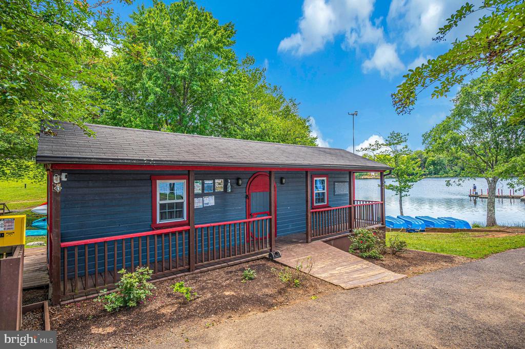 1803 SHENANDOAH CROSSING DR, GORDONSVILLE, Virginia 22942, 3 Bedrooms Bedrooms, ,2 BathroomsBathrooms,Residential,1803 SHENANDOAH CROSSING DR,VALA2009924 MLS # VALA2009924