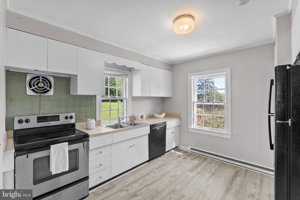 539 OLD MEETZE RD, WARRENTON, Virginia 20186, 3 Bedrooms Bedrooms, ,2 BathroomsBathrooms,Residential,539 OLD MEETZE RD,VAFQ2022304 MLS # VAFQ2022304