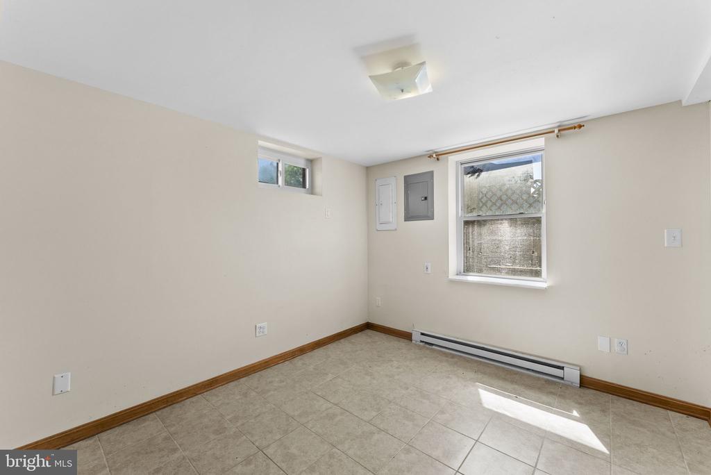 539 OLD MEETZE RD, WARRENTON, Virginia 20186, 3 Bedrooms Bedrooms, ,2 BathroomsBathrooms,Residential,539 OLD MEETZE RD,VAFQ2022304 MLS # VAFQ2022304