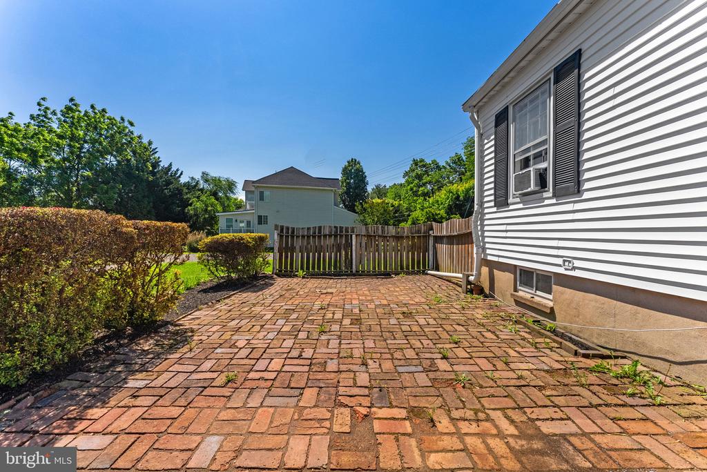 539 OLD MEETZE RD, WARRENTON, Virginia 20186, 3 Bedrooms Bedrooms, ,2 BathroomsBathrooms,Residential,539 OLD MEETZE RD,VAFQ2022304 MLS # VAFQ2022304