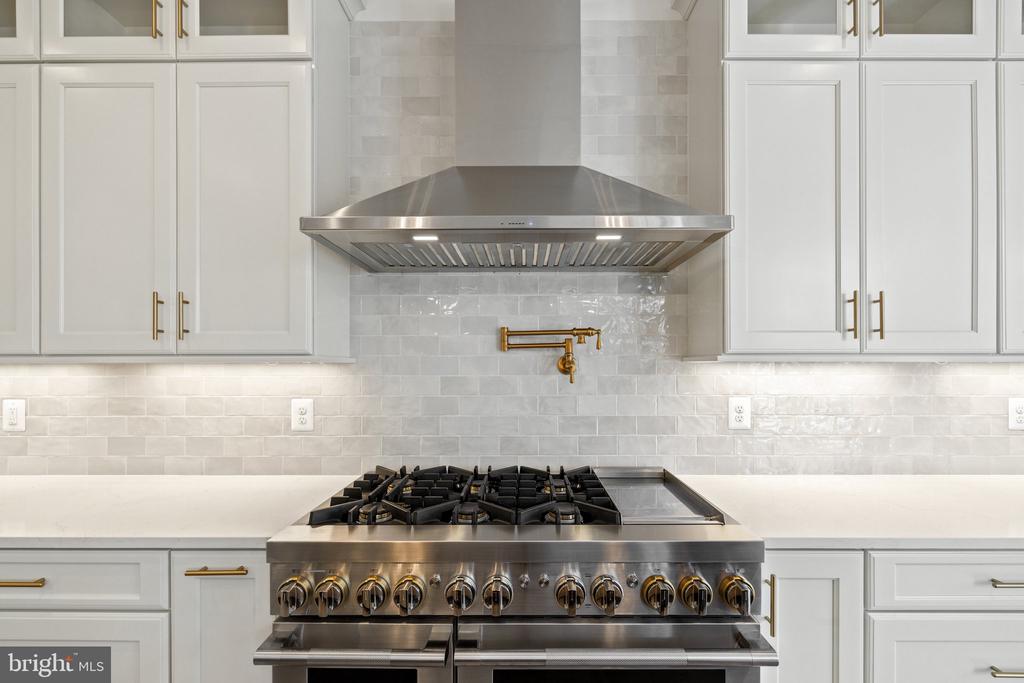 6458 AIRLIE RD, WARRENTON, Virginia 20187, 6 Bedrooms Bedrooms, ,5 BathroomsBathrooms,Residential,6458 AIRLIE RD,VAFQ2022256 MLS # VAFQ2022256 6458 AIRLIE RD, WARRENTON, Virginia 20187, 6 Bedrooms Bedrooms, ,5 BathroomsBathrooms,Residential,6458 AIRLIE RD,VAFQ2022256 MLS # VAFQ2022256