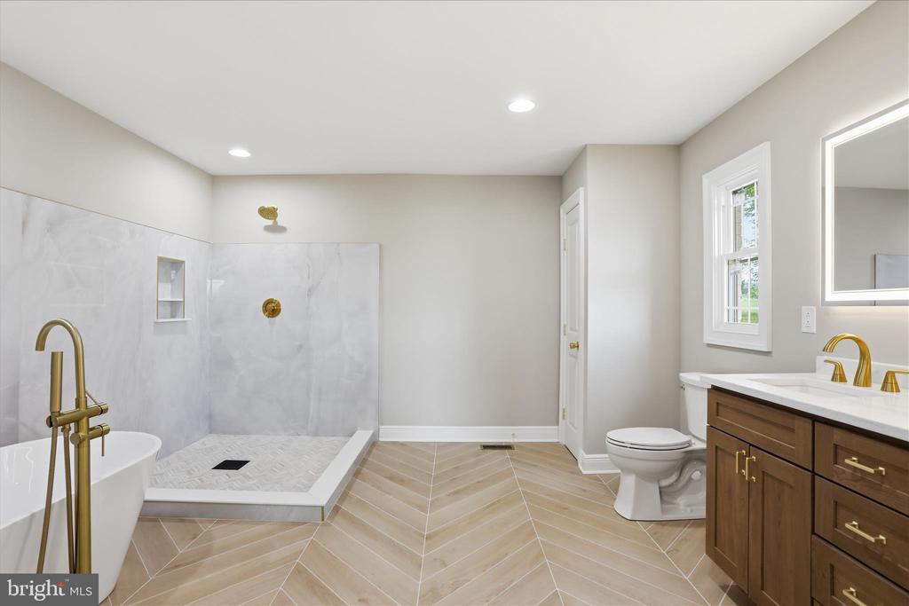 1168 PINEY WOODS RD, LURAY, Virginia 22835, 3 Bedrooms Bedrooms, ,2 BathroomsBathrooms,Residential,1168 PINEY WOODS RD,VAPA2006072 MLS # VAPA2006072