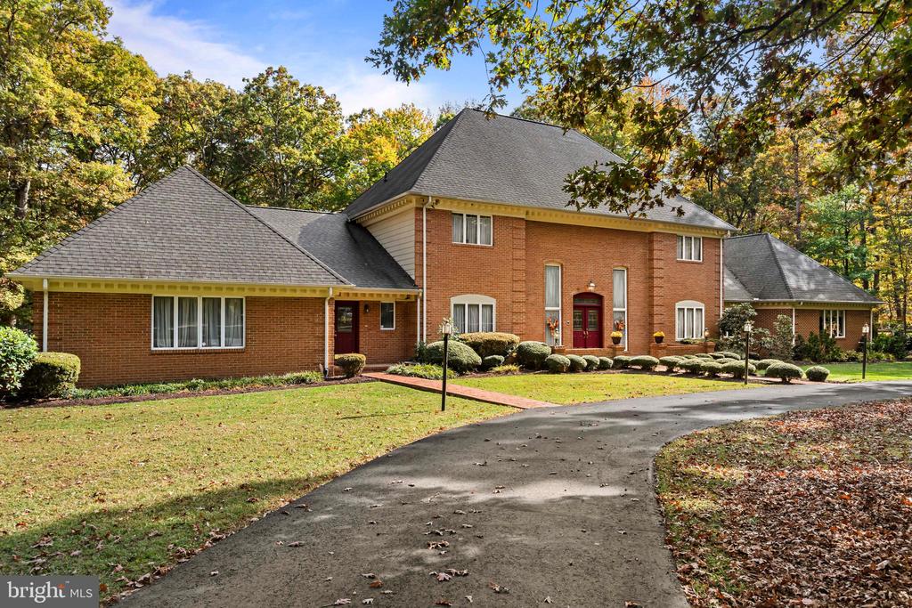 32 CARRIAGE HILL LN, FREDERICKSBURG, Virginia 22407, 5 Bedrooms Bedrooms, ,4 BathroomsBathrooms,Residential,32 CARRIAGE HILL LN,VASP2042374 MLS # VASP2042374 32 CARRIAGE HILL LN, FREDERICKSBURG, Virginia 22407, 5 Bedrooms Bedrooms, ,4 BathroomsBathrooms,Residential,32 CARRIAGE HILL LN,VASP2042374 MLS # VASP2042374