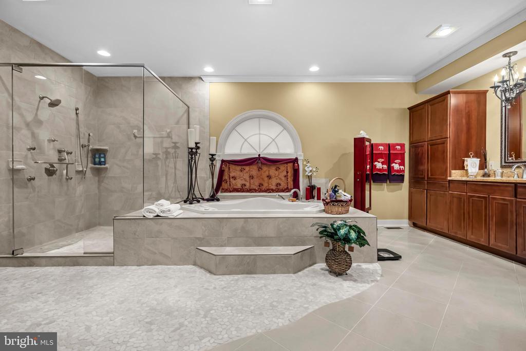 32 CARRIAGE HILL LN, FREDERICKSBURG, Virginia 22407, 5 Bedrooms Bedrooms, ,4 BathroomsBathrooms,Residential,32 CARRIAGE HILL LN,VASP2042374 MLS # VASP2042374 32 CARRIAGE HILL LN, FREDERICKSBURG, Virginia 22407, 5 Bedrooms Bedrooms, ,4 BathroomsBathrooms,Residential,32 CARRIAGE HILL LN,VASP2042374 MLS # VASP2042374