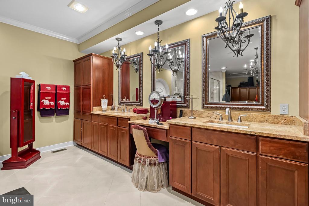 32 CARRIAGE HILL LN, FREDERICKSBURG, Virginia 22407, 5 Bedrooms Bedrooms, ,4 BathroomsBathrooms,Residential,32 CARRIAGE HILL LN,VASP2042374 MLS # VASP2042374 32 CARRIAGE HILL LN, FREDERICKSBURG, Virginia 22407, 5 Bedrooms Bedrooms, ,4 BathroomsBathrooms,Residential,32 CARRIAGE HILL LN,VASP2042374 MLS # VASP2042374