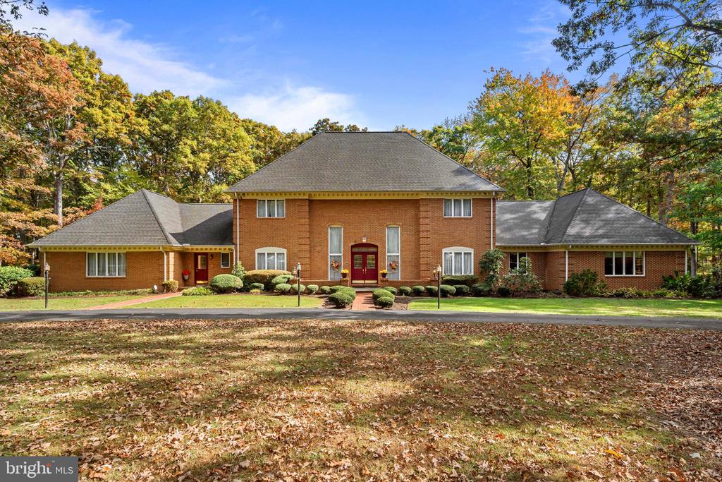 32 CARRIAGE HILL LN, FREDERICKSBURG, Virginia 22407, 5 Bedrooms Bedrooms, ,4 BathroomsBathrooms,Residential,32 CARRIAGE HILL LN,VASP2042374 MLS # VASP2042374 32 CARRIAGE HILL LN, FREDERICKSBURG, Virginia 22407, 5 Bedrooms Bedrooms, ,4 BathroomsBathrooms,Residential,32 CARRIAGE HILL LN,VASP2042374 MLS # VASP2042374