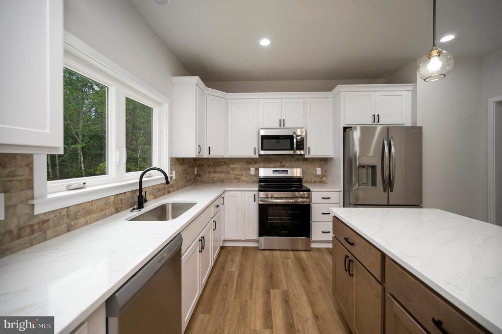 10625 PLANK RD, SPOTSYLVANIA, Virginia 22553, 5 Bedrooms Bedrooms, ,3 BathroomsBathrooms,Residential,10625 PLANK RD,VASP2042414 MLS # VASP2042414 10625 PLANK RD, SPOTSYLVANIA, Virginia 22553, 5 Bedrooms Bedrooms, ,3 BathroomsBathrooms,Residential,10625 PLANK RD,VASP2042414 MLS # VASP2042414