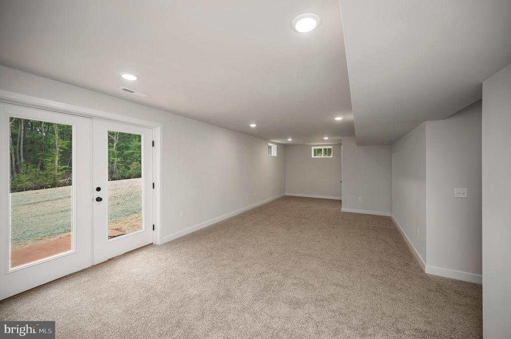10625 PLANK RD, SPOTSYLVANIA, Virginia 22553, 5 Bedrooms Bedrooms, ,3 BathroomsBathrooms,Residential,10625 PLANK RD,VASP2042414 MLS # VASP2042414 10625 PLANK RD, SPOTSYLVANIA, Virginia 22553, 5 Bedrooms Bedrooms, ,3 BathroomsBathrooms,Residential,10625 PLANK RD,VASP2042414 MLS # VASP2042414
