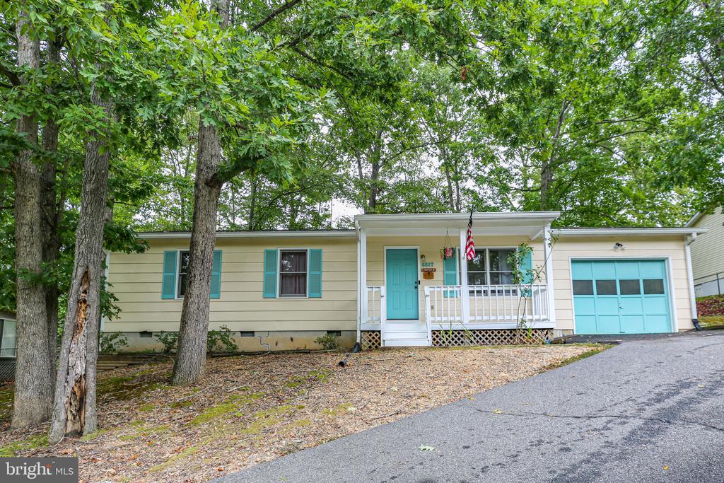 6317 PLANTATION FOREST DR, SPOTSYLVANIA, Virginia 22553, 3 Bedrooms Bedrooms, ,1 BathroomBathrooms,Residential,6317 PLANTATION FOREST DR,VASP2042416 MLS # VASP2042416