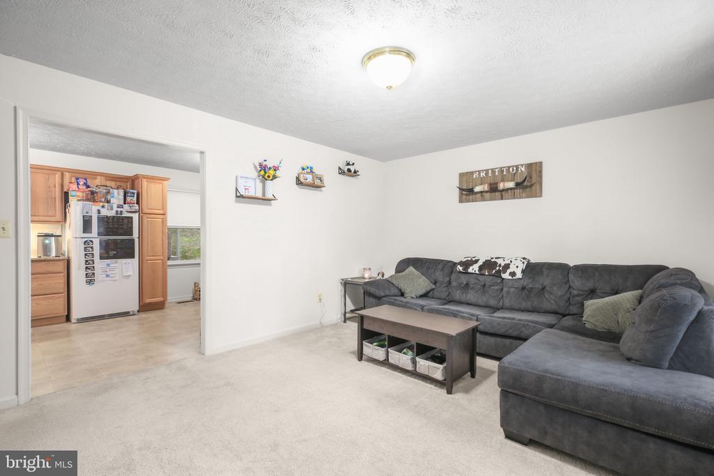 6317 PLANTATION FOREST DR, SPOTSYLVANIA, Virginia 22553, 3 Bedrooms Bedrooms, ,1 BathroomBathrooms,Residential,6317 PLANTATION FOREST DR,VASP2042416 MLS # VASP2042416