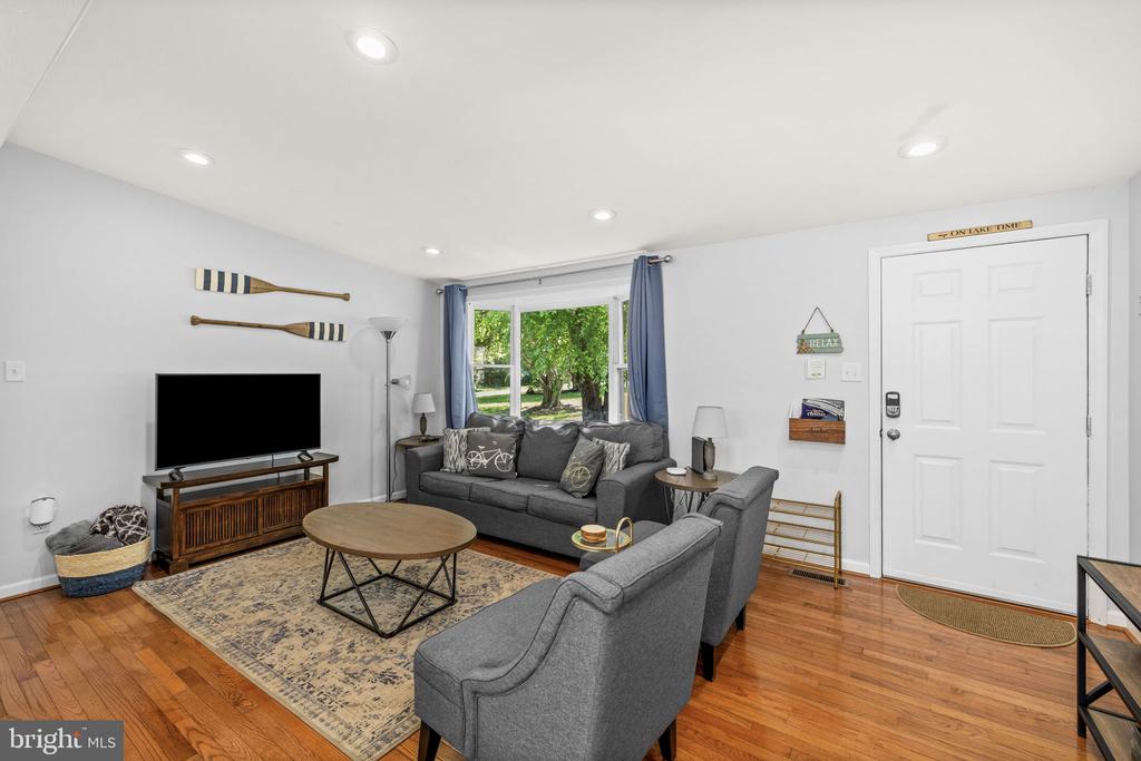 6216 BRYN LN, MINERAL, Virginia 23117, 3 Bedrooms Bedrooms, ,2 BathroomsBathrooms,Residential,6216 BRYN LN,VASP2042306 MLS # VASP2042306