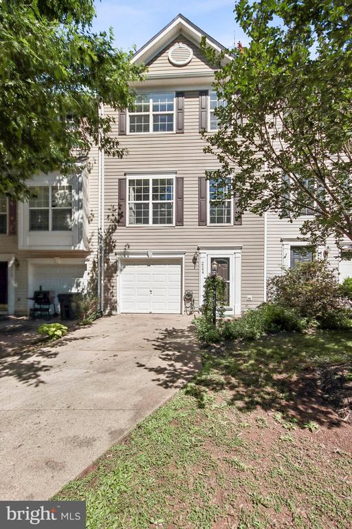 2244 FORSYTHIA DR, CULPEPER, Virginia 22701, 4 Bedrooms Bedrooms, ,2 BathroomsBathrooms,Residential,2244 FORSYTHIA DR,VACU2013832 MLS # VACU2013832