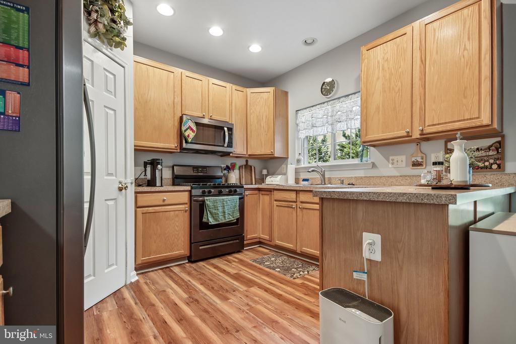 2244 FORSYTHIA DR, CULPEPER, Virginia 22701, 4 Bedrooms Bedrooms, ,2 BathroomsBathrooms,Residential,2244 FORSYTHIA DR,VACU2013832 MLS # VACU2013832