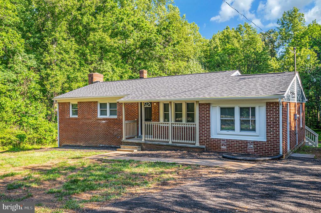 15402 REVA RD, REVA, Virginia 22735, 4 Bedrooms Bedrooms, ,3 BathroomsBathrooms,Residential,15402 REVA RD,VACU2013834 MLS # VACU2013834 15402 REVA RD, REVA, Virginia 22735, 4 Bedrooms Bedrooms, ,3 BathroomsBathrooms,Residential,15402 REVA RD,VACU2013834 MLS # VACU2013834