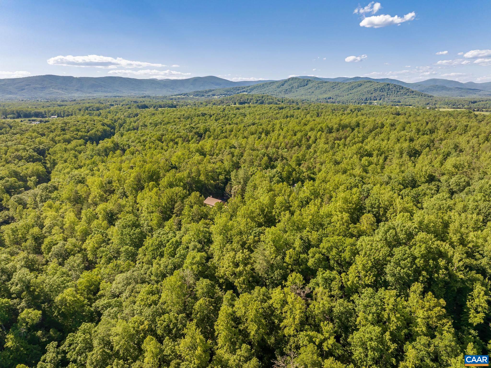 2200 ROCKY RUN, CHARLOTTESVILLE, Virginia 22901, 4 Bedrooms Bedrooms, ,3 BathroomsBathrooms,Residential,2200 ROCKY RUN,677793 MLS # 677793