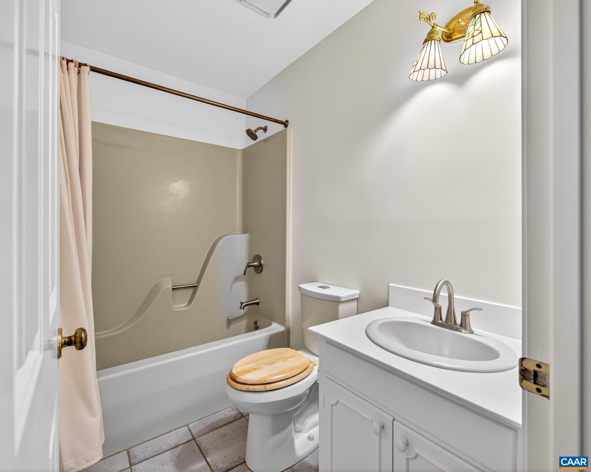 2200 ROCKY RUN, CHARLOTTESVILLE, Virginia 22901, 4 Bedrooms Bedrooms, ,3 BathroomsBathrooms,Residential,2200 ROCKY RUN,677793 MLS # 677793