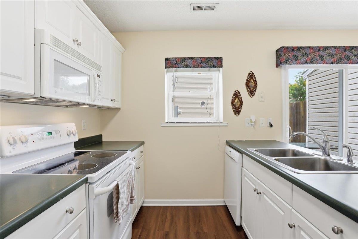 770 MERLINS WAY, HARRISONBURG, Virginia 22801, 2 Bedrooms Bedrooms, ,2 BathroomsBathrooms,Residential,770 MERLINS WAY,677795 MLS # 677795