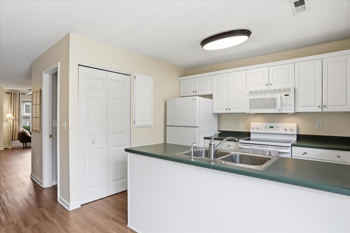 770 MERLINS WAY, HARRISONBURG, Virginia 22801, 2 Bedrooms Bedrooms, ,2 BathroomsBathrooms,Residential,770 MERLINS WAY,677795 MLS # 677795