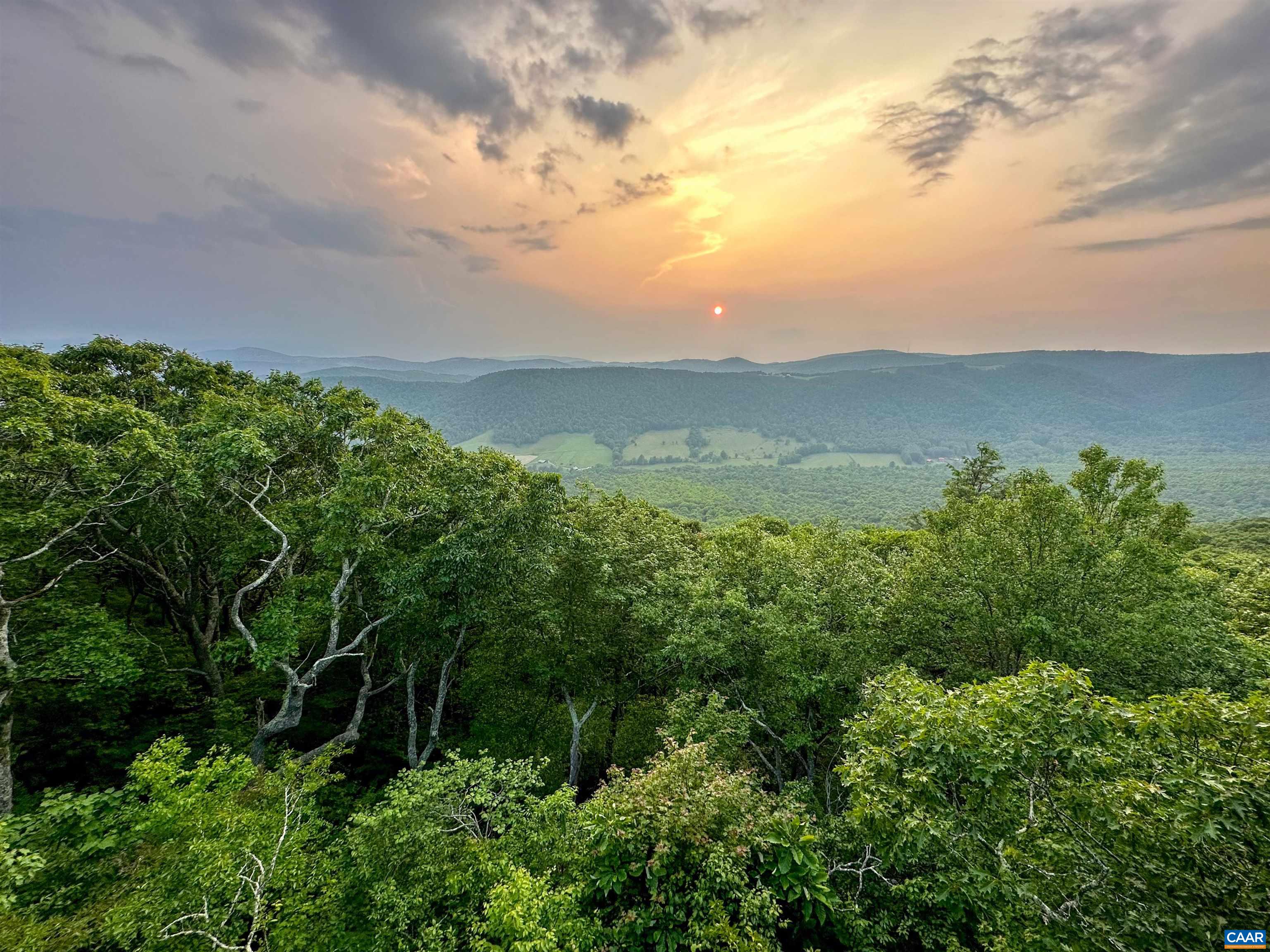 1064 FRAZIER LN, ELK CREEK, Virginia 24326, 2 Bedrooms Bedrooms, ,2 BathroomsBathrooms,Residential,High Mountain Camp,1064 FRAZIER LN,677801 MLS # 677801 1064 FRAZIER LN, ELK CREEK, Virginia 24326, 2 Bedrooms Bedrooms, ,2 BathroomsBathrooms,Residential,High Mountain Camp,1064 FRAZIER LN,677801 MLS # 677801