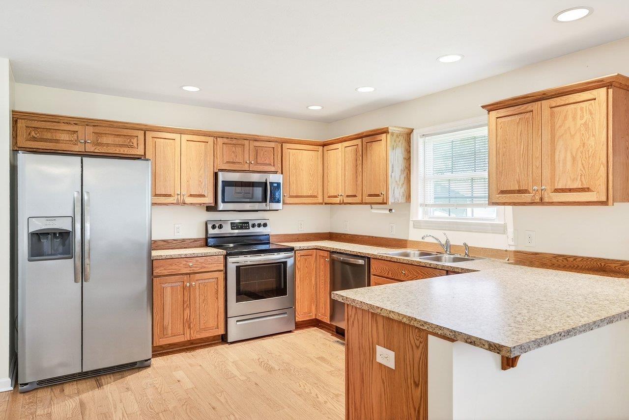 106 7TH ST, GROTTOES, Virginia 24441, 3 Bedrooms Bedrooms, ,2 BathroomsBathrooms,Residential,106 7TH ST,677802 MLS # 677802