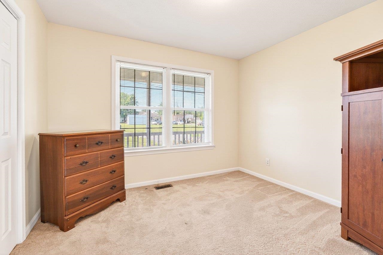106 7TH ST, GROTTOES, Virginia 24441, 3 Bedrooms Bedrooms, ,2 BathroomsBathrooms,Residential,106 7TH ST,677802 MLS # 677802