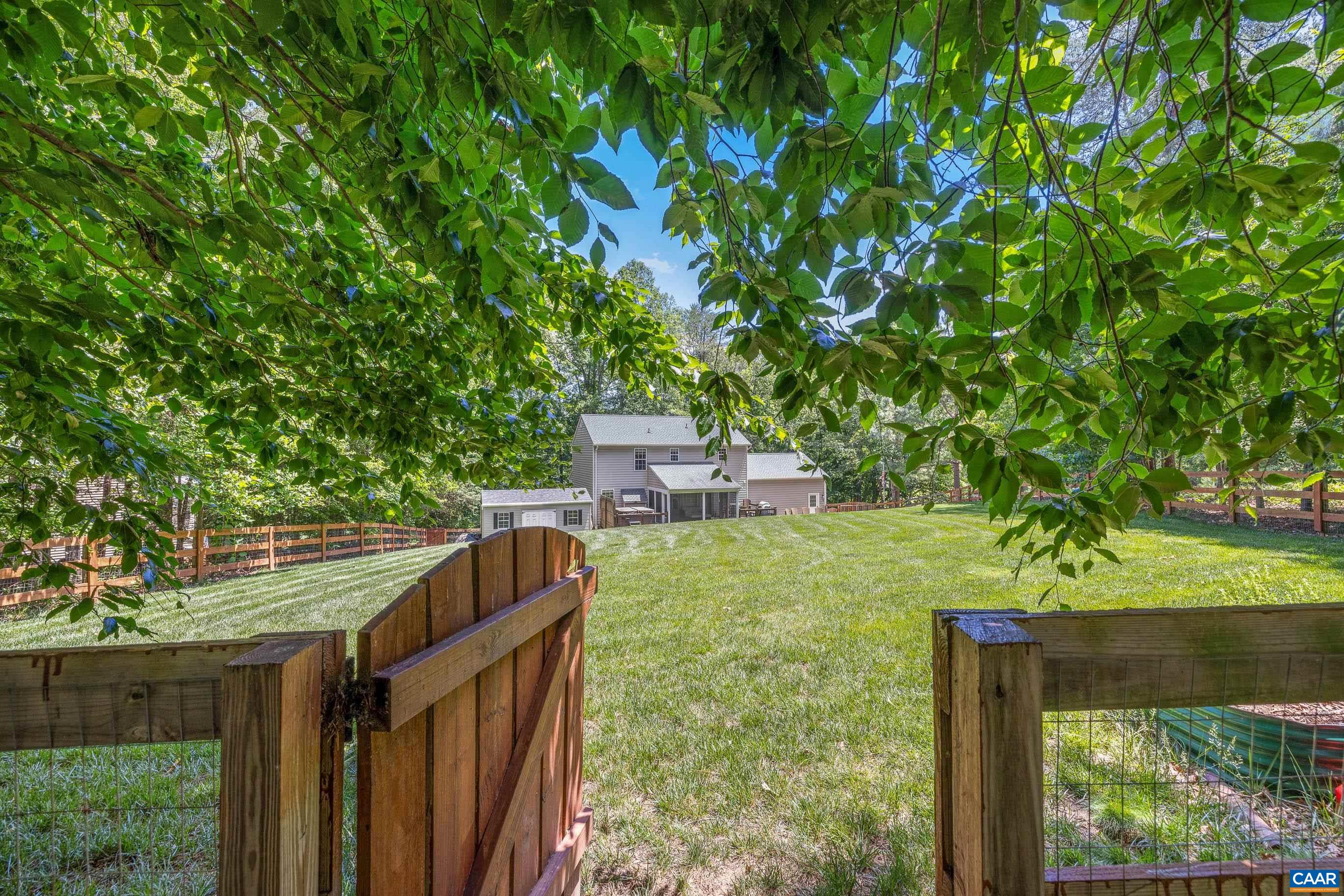 165 HEMLOCK LN, BARBOURSVILLE, Virginia 22923, 3 Bedrooms Bedrooms, ,3 BathroomsBathrooms,Residential,165 HEMLOCK LN,677804 MLS # 677804 165 HEMLOCK LN, BARBOURSVILLE, Virginia 22923, 3 Bedrooms Bedrooms, ,3 BathroomsBathrooms,Residential,165 HEMLOCK LN,677804 MLS # 677804