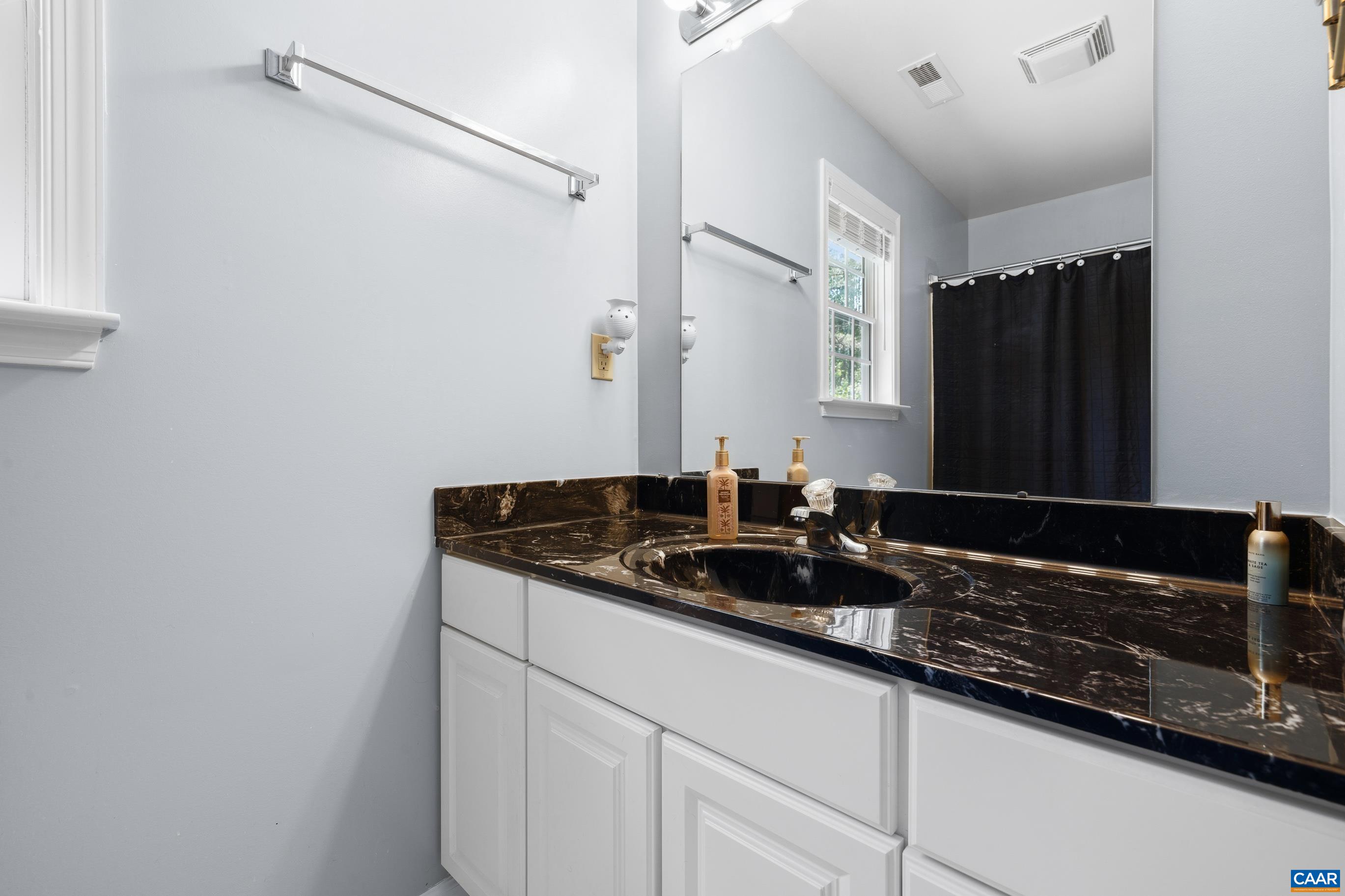 165 HEMLOCK LN, BARBOURSVILLE, Virginia 22923, 3 Bedrooms Bedrooms, ,3 BathroomsBathrooms,Residential,165 HEMLOCK LN,677804 MLS # 677804 165 HEMLOCK LN, BARBOURSVILLE, Virginia 22923, 3 Bedrooms Bedrooms, ,3 BathroomsBathrooms,Residential,165 HEMLOCK LN,677804 MLS # 677804