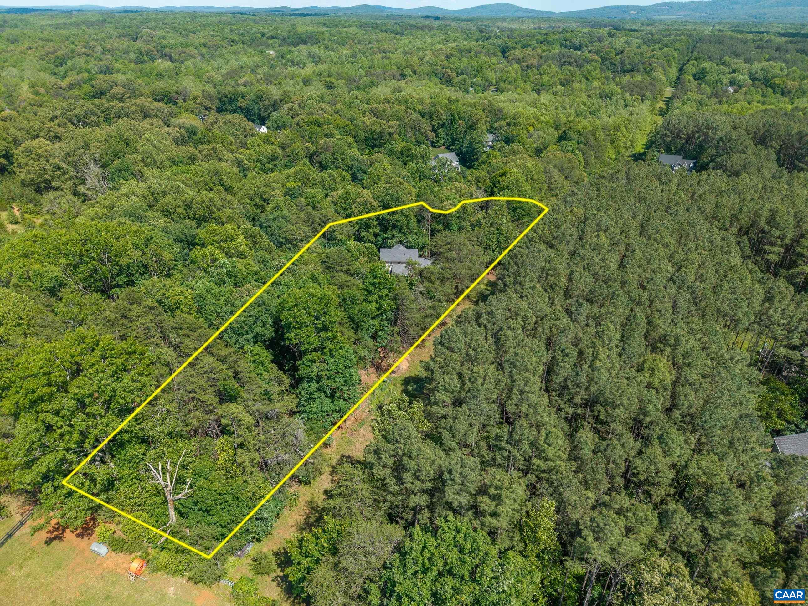 165 HEMLOCK LN, BARBOURSVILLE, Virginia 22923, 3 Bedrooms Bedrooms, ,3 BathroomsBathrooms,Residential,165 HEMLOCK LN,677804 MLS # 677804 165 HEMLOCK LN, BARBOURSVILLE, Virginia 22923, 3 Bedrooms Bedrooms, ,3 BathroomsBathrooms,Residential,165 HEMLOCK LN,677804 MLS # 677804