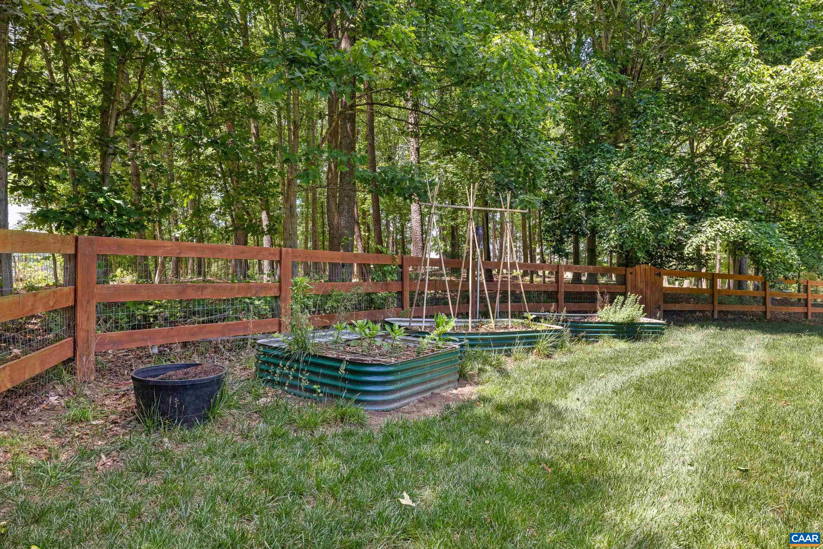 165 HEMLOCK LN, BARBOURSVILLE, Virginia 22923, 3 Bedrooms Bedrooms, ,3 BathroomsBathrooms,Residential,165 HEMLOCK LN,677804 MLS # 677804 165 HEMLOCK LN, BARBOURSVILLE, Virginia 22923, 3 Bedrooms Bedrooms, ,3 BathroomsBathrooms,Residential,165 HEMLOCK LN,677804 MLS # 677804