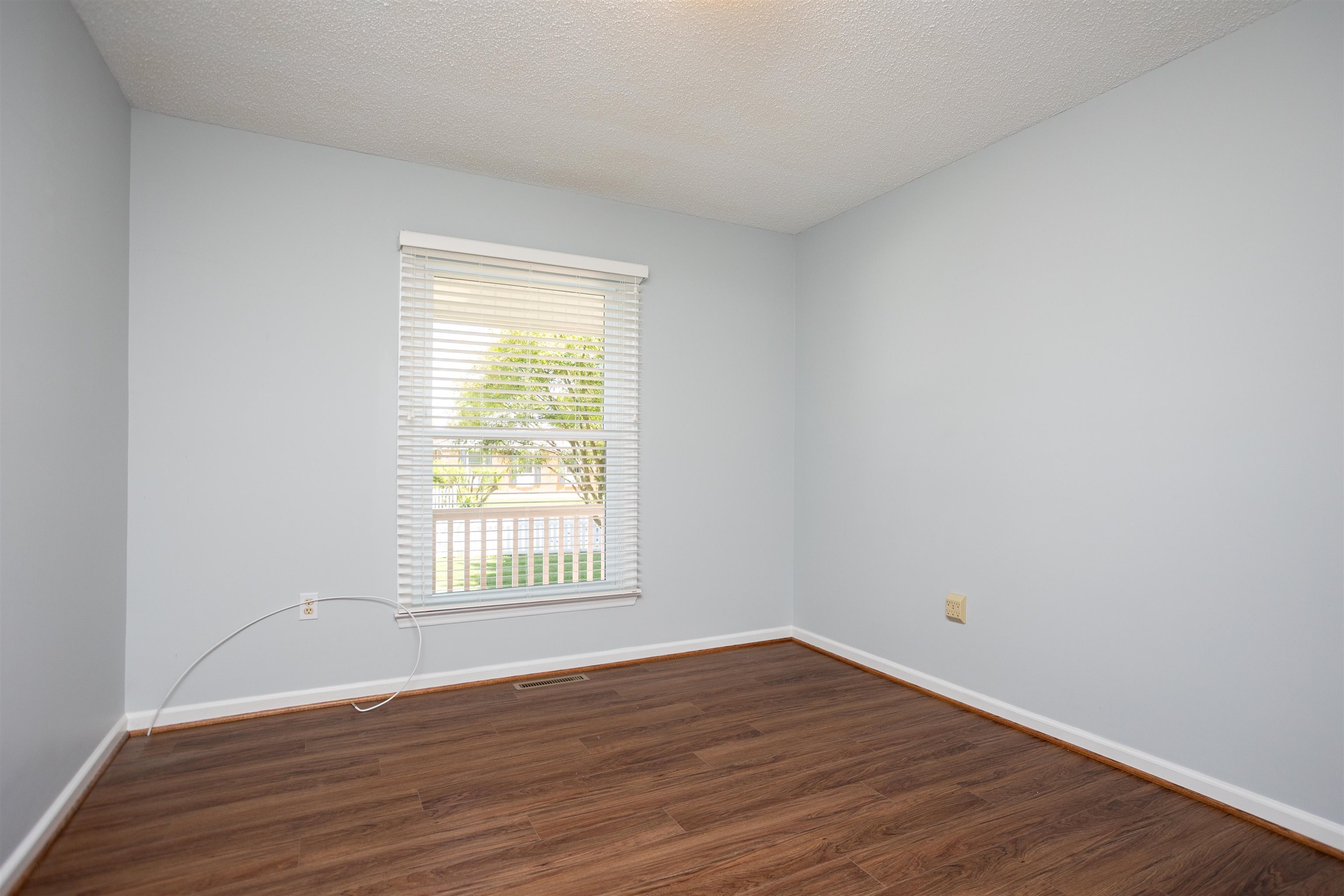 411 BARBEE ST, BRIDGEWATER, Virginia 22812, 3 Bedrooms Bedrooms, ,2 BathroomsBathrooms,Residential,411 BARBEE ST,677805 MLS # 677805