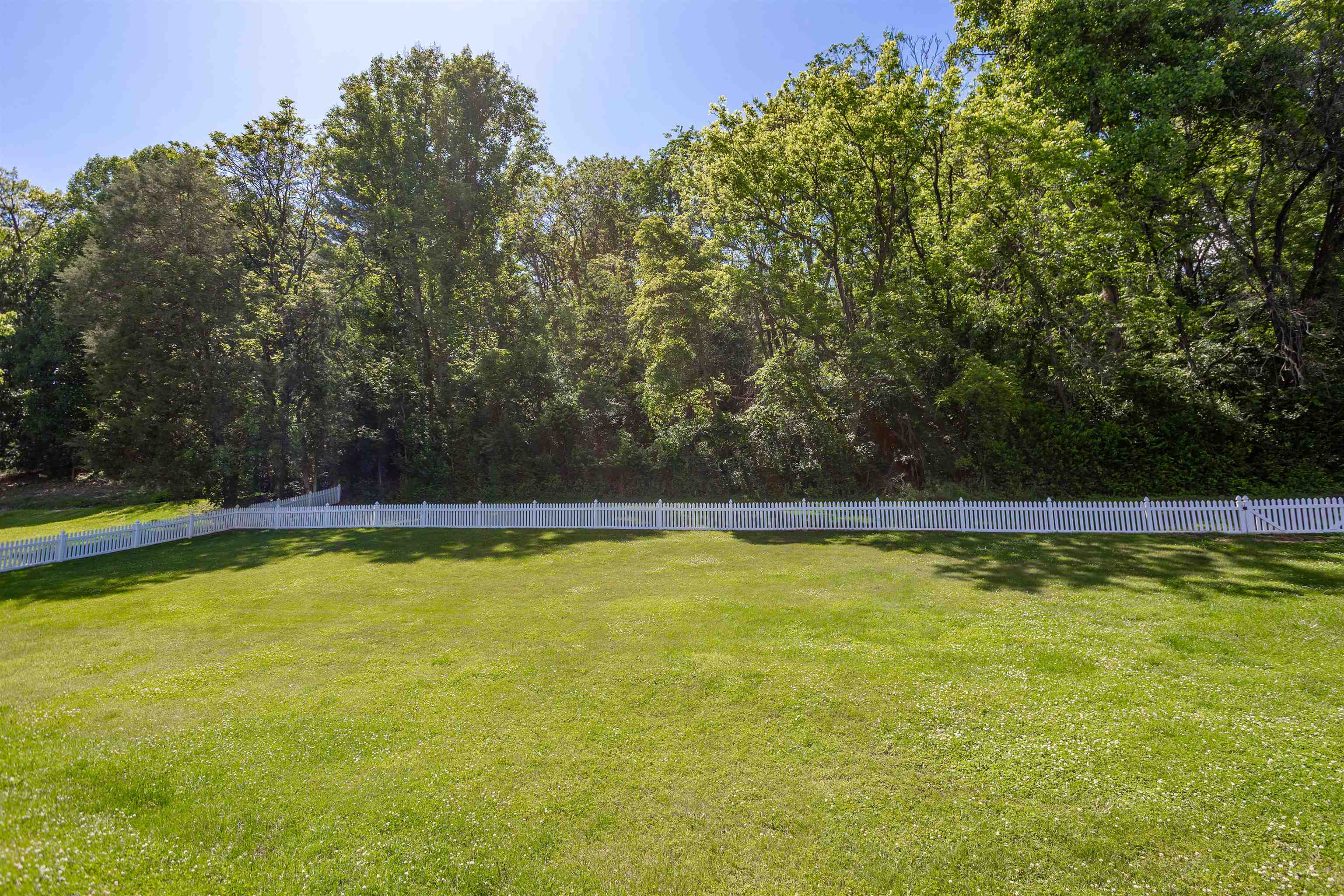 411 BARBEE ST, BRIDGEWATER, Virginia 22812, 3 Bedrooms Bedrooms, ,2 BathroomsBathrooms,Residential,411 BARBEE ST,677805 MLS # 677805