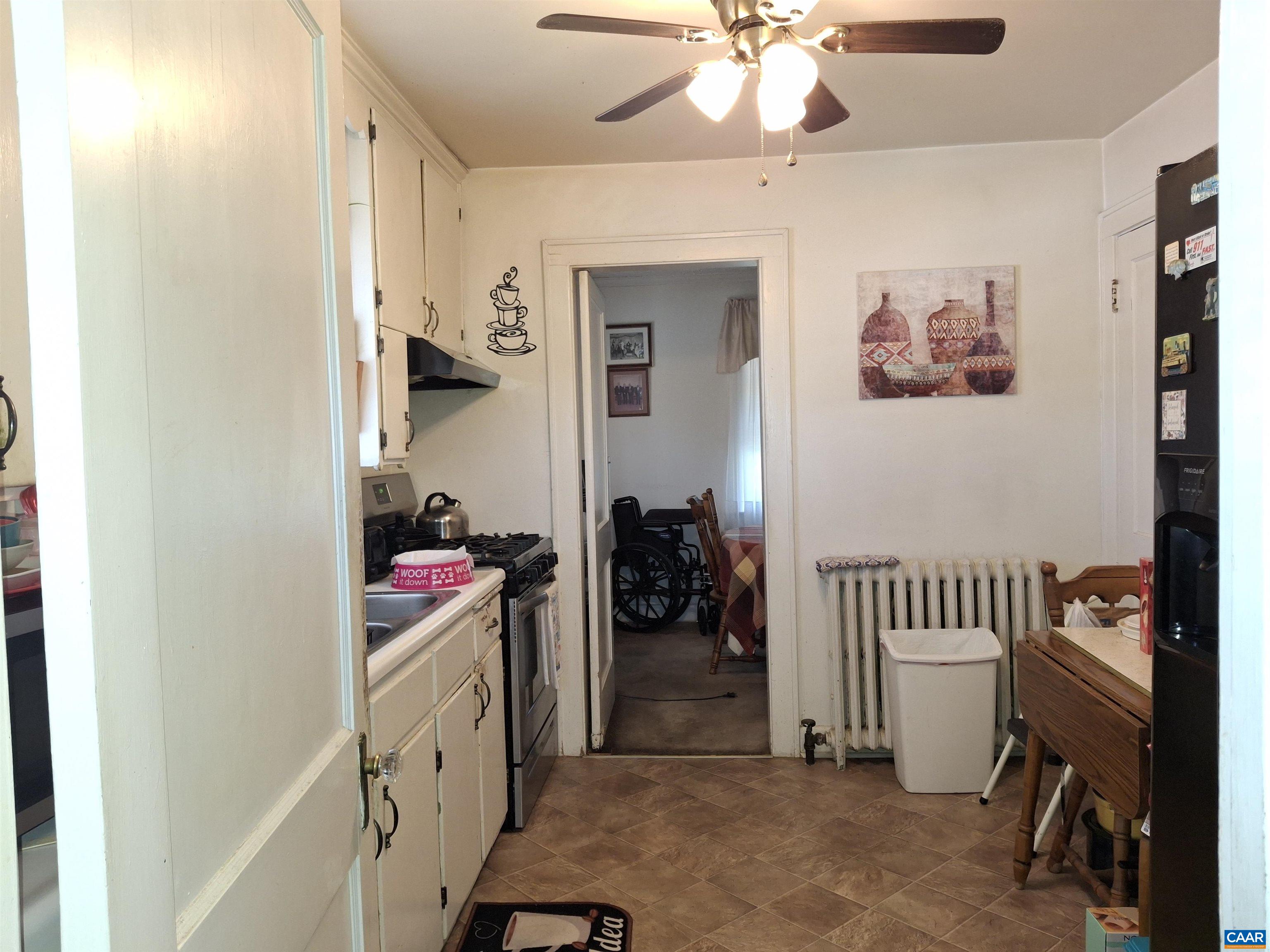 346 PORT REPUBLIC RD, WAYNESBORO, Virginia 22980, 3 Bedrooms Bedrooms, ,1 BathroomBathrooms,Residential,346 PORT REPUBLIC RD,677806 MLS # 677806