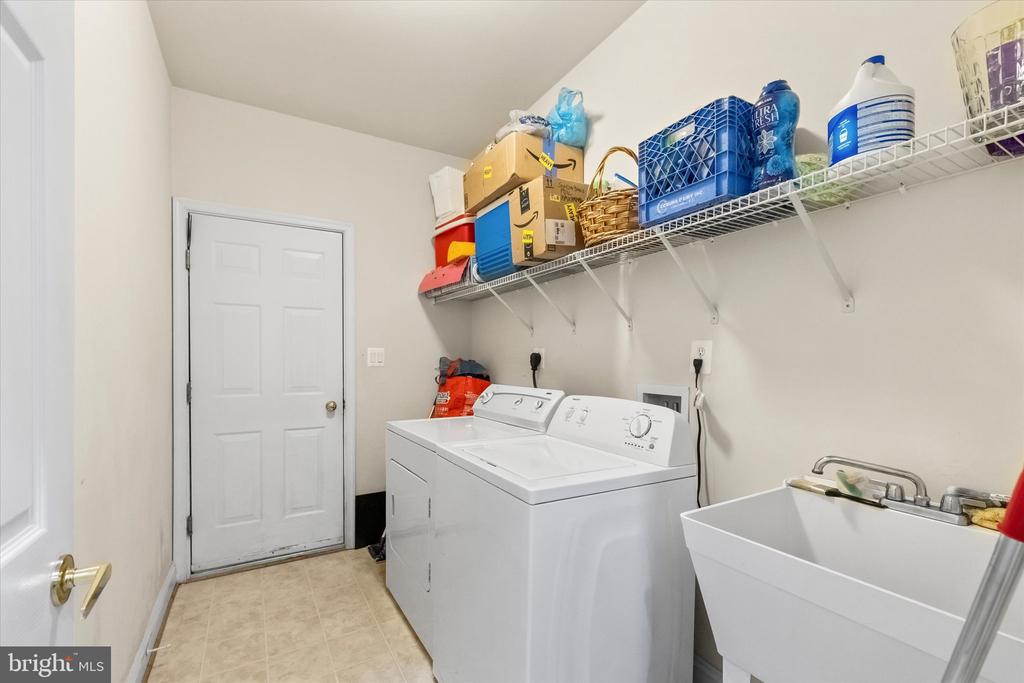5327 W PHILIPPI PL, FREDERICKSBURG, Virginia 22407, 4 Bedrooms Bedrooms, ,3 BathroomsBathrooms,Residential,5327 W PHILIPPI PL,VASP2040510 MLS # VASP2040510 5327 W PHILIPPI PL, FREDERICKSBURG, Virginia 22407, 4 Bedrooms Bedrooms, ,3 BathroomsBathrooms,Residential,5327 W PHILIPPI PL,VASP2040510 MLS # VASP2040510