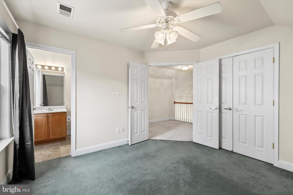 5327 W PHILIPPI PL, FREDERICKSBURG, Virginia 22407, 4 Bedrooms Bedrooms, ,3 BathroomsBathrooms,Residential,5327 W PHILIPPI PL,VASP2040510 MLS # VASP2040510 5327 W PHILIPPI PL, FREDERICKSBURG, Virginia 22407, 4 Bedrooms Bedrooms, ,3 BathroomsBathrooms,Residential,5327 W PHILIPPI PL,VASP2040510 MLS # VASP2040510