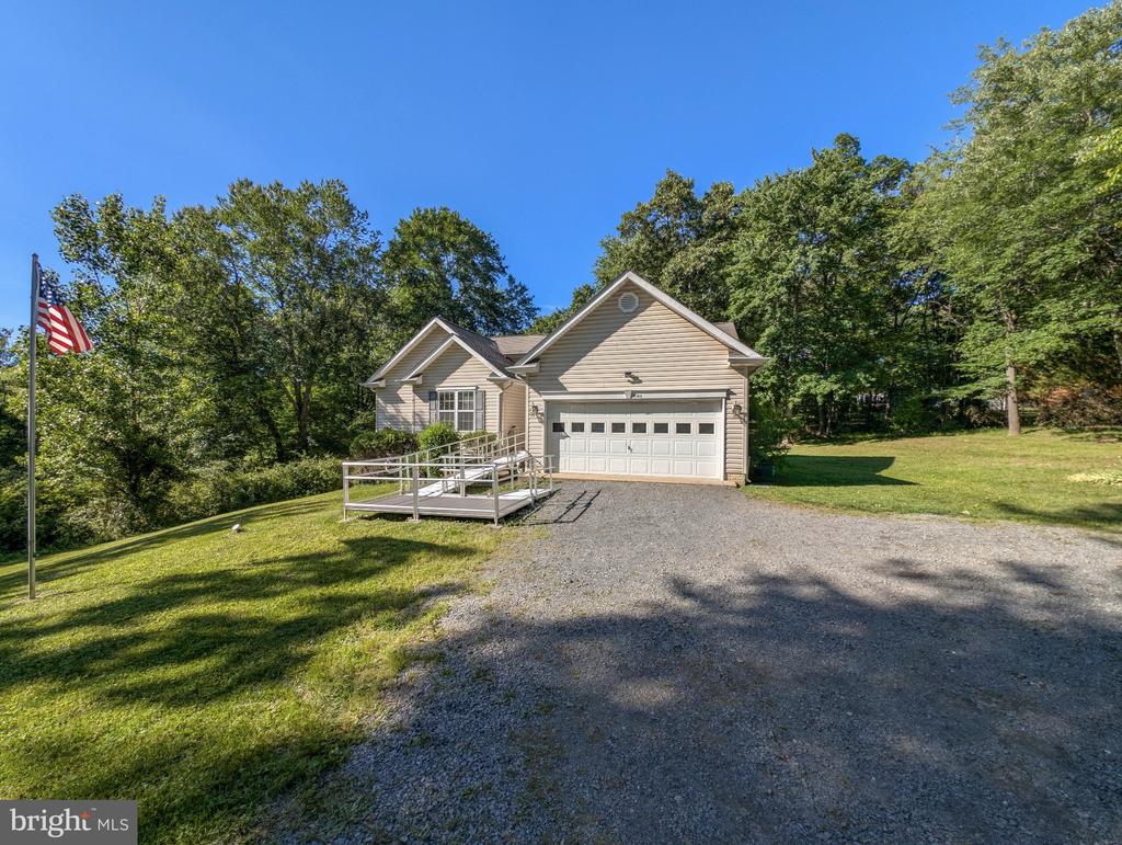 9145 OLD TURNPIKE RD, CULPEPER, Virginia 22701, 3 Bedrooms Bedrooms, ,2 BathroomsBathrooms,Residential,9145 OLD TURNPIKE RD,VACU2013646 MLS # VACU2013646